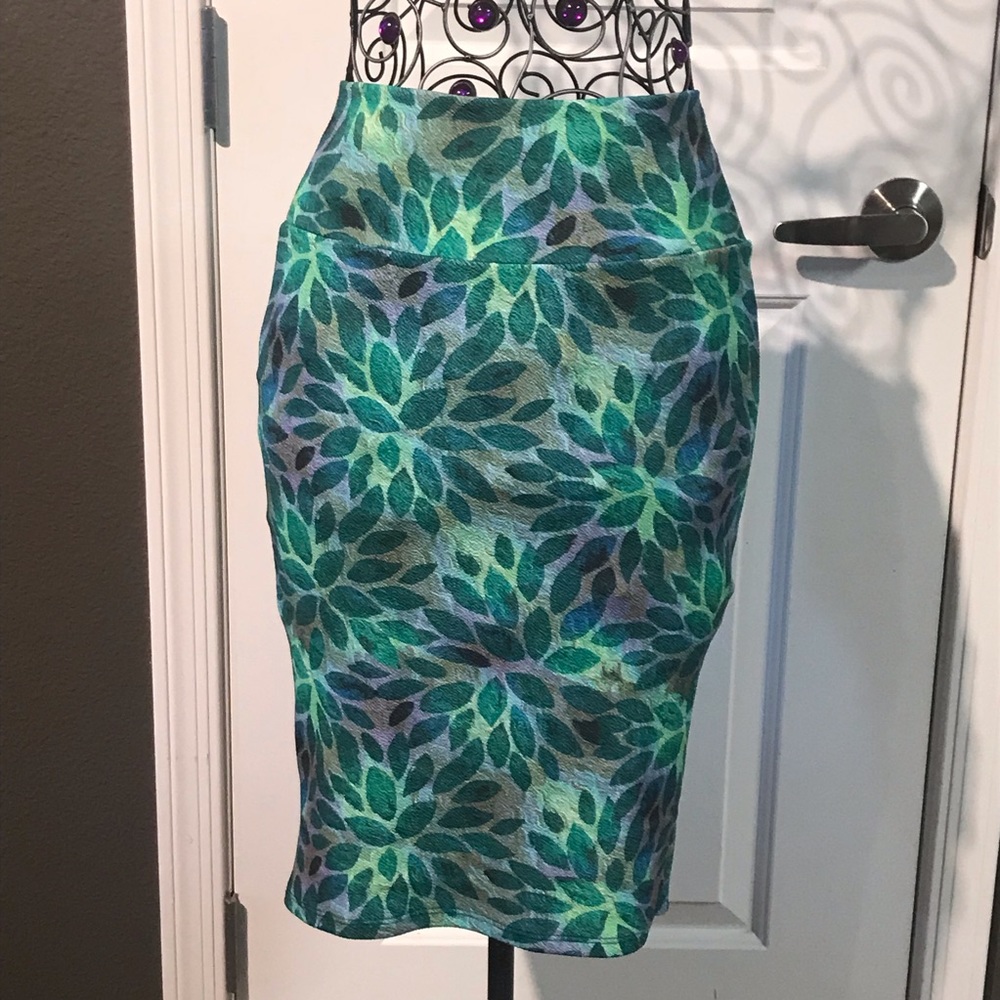 LulaRoe XS Cassie NWOT!